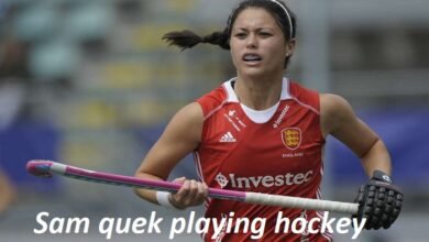 sam quek playing hockey